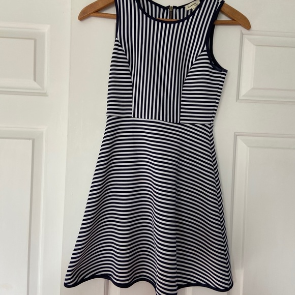 Girls Striped Dress - Picture 1 of 3